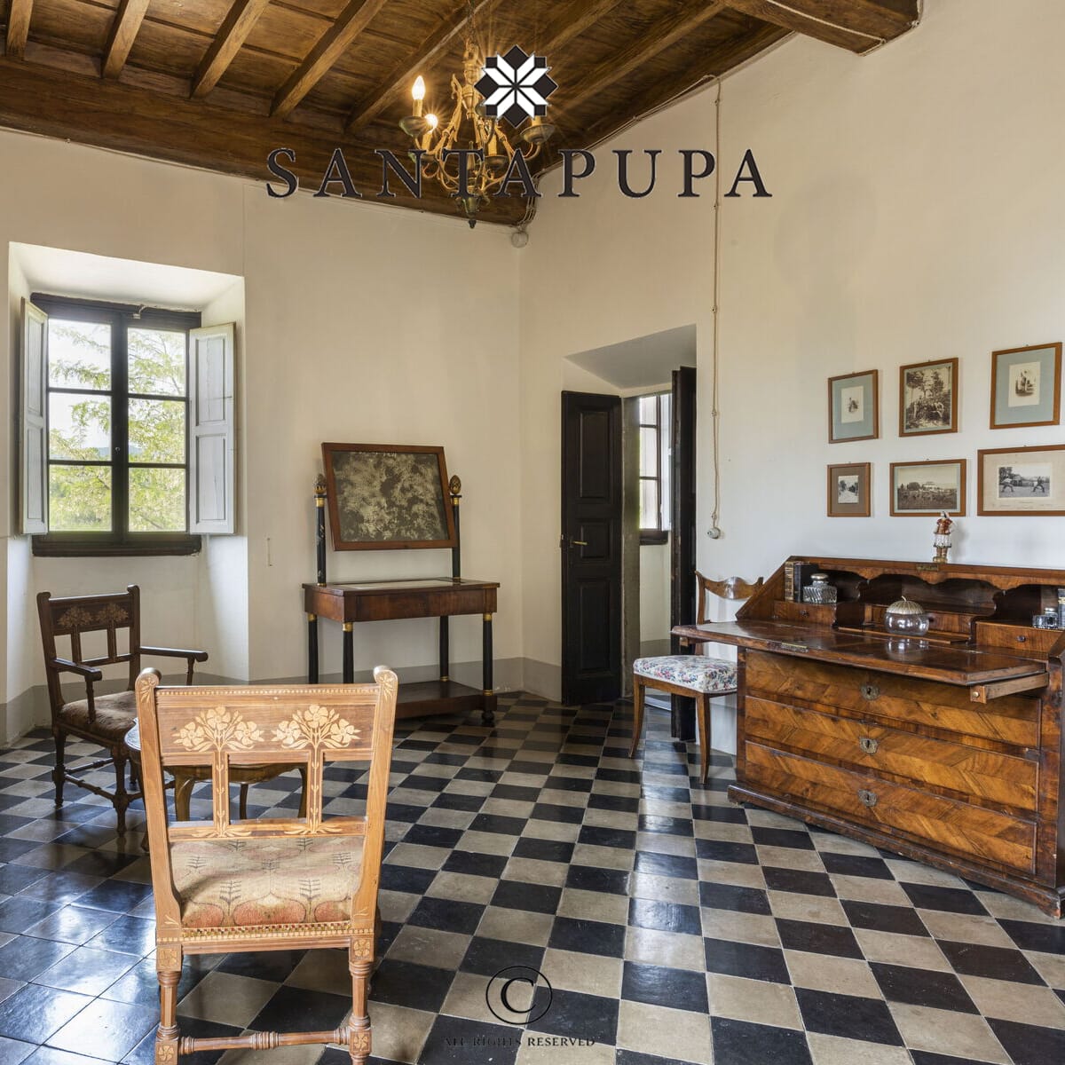 tappeti di cementine su pavimento in resina