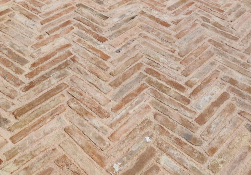 Pavimento in cotto antico