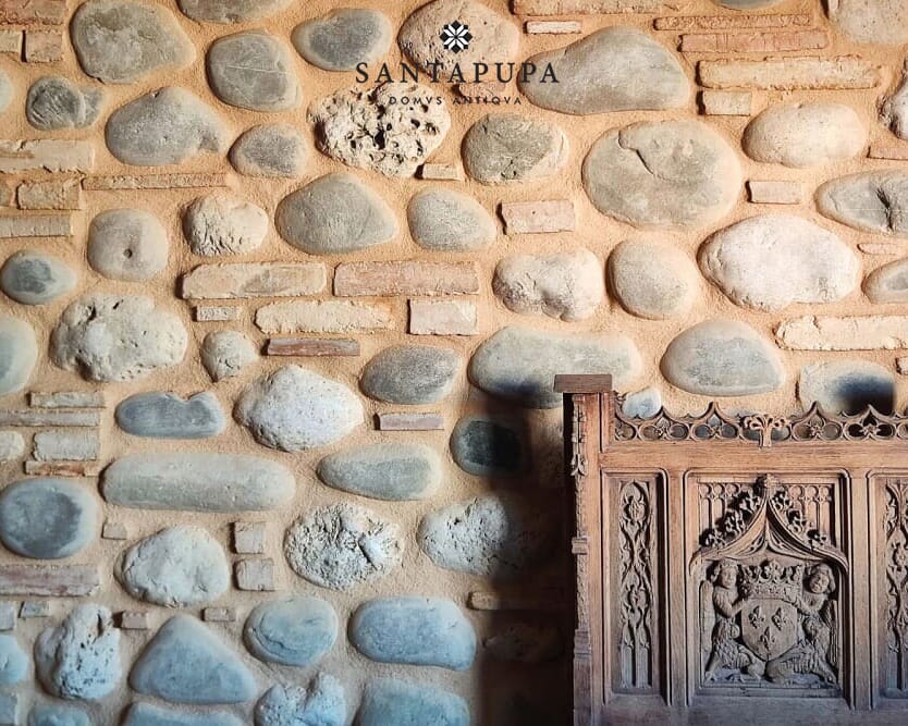 Rivestimento parete con pietra naturale