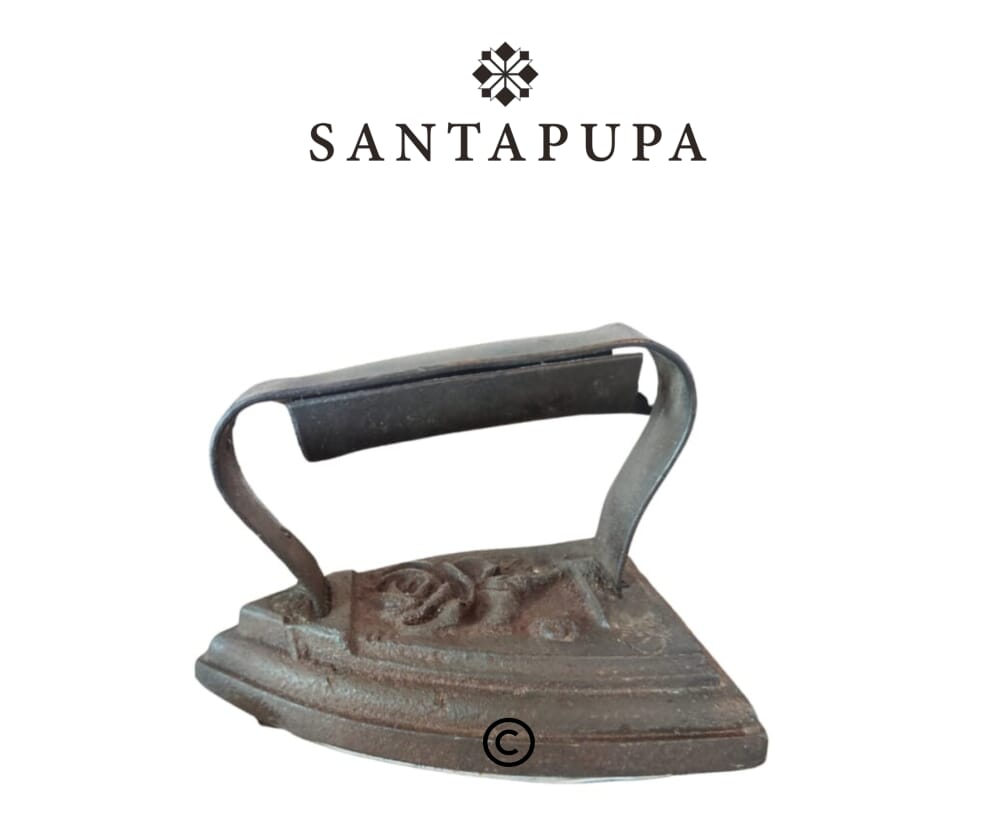 Ferro da stiro antico 