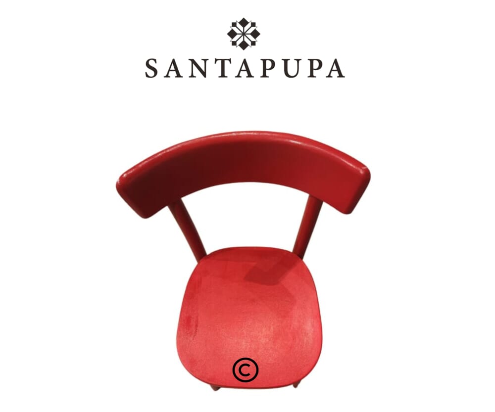 Sedia in legno rossa 