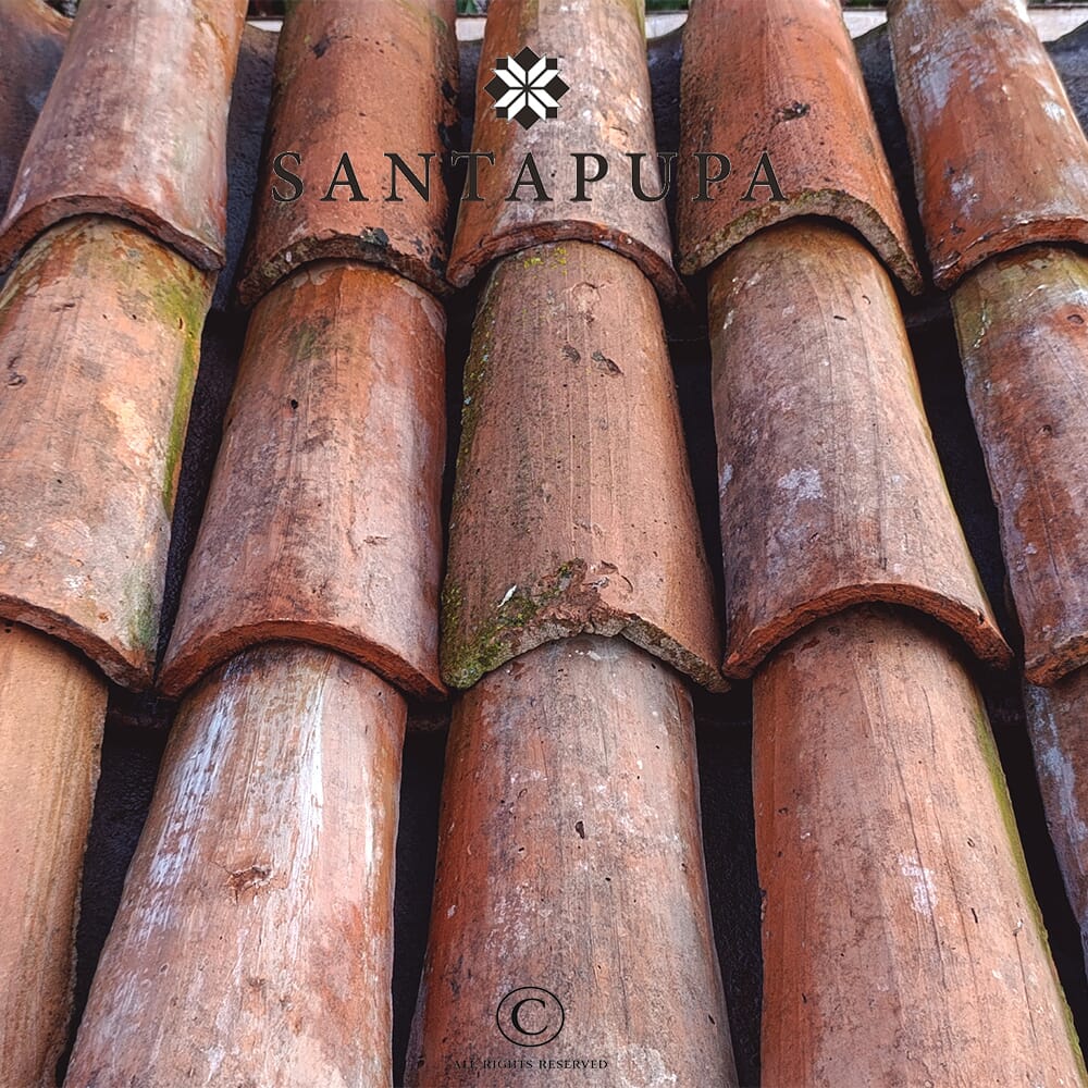 tetto con coppi rossi