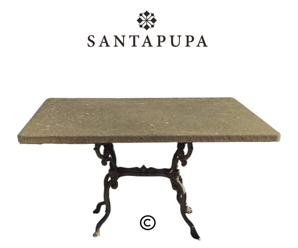 Tavolo con piano in peperino 